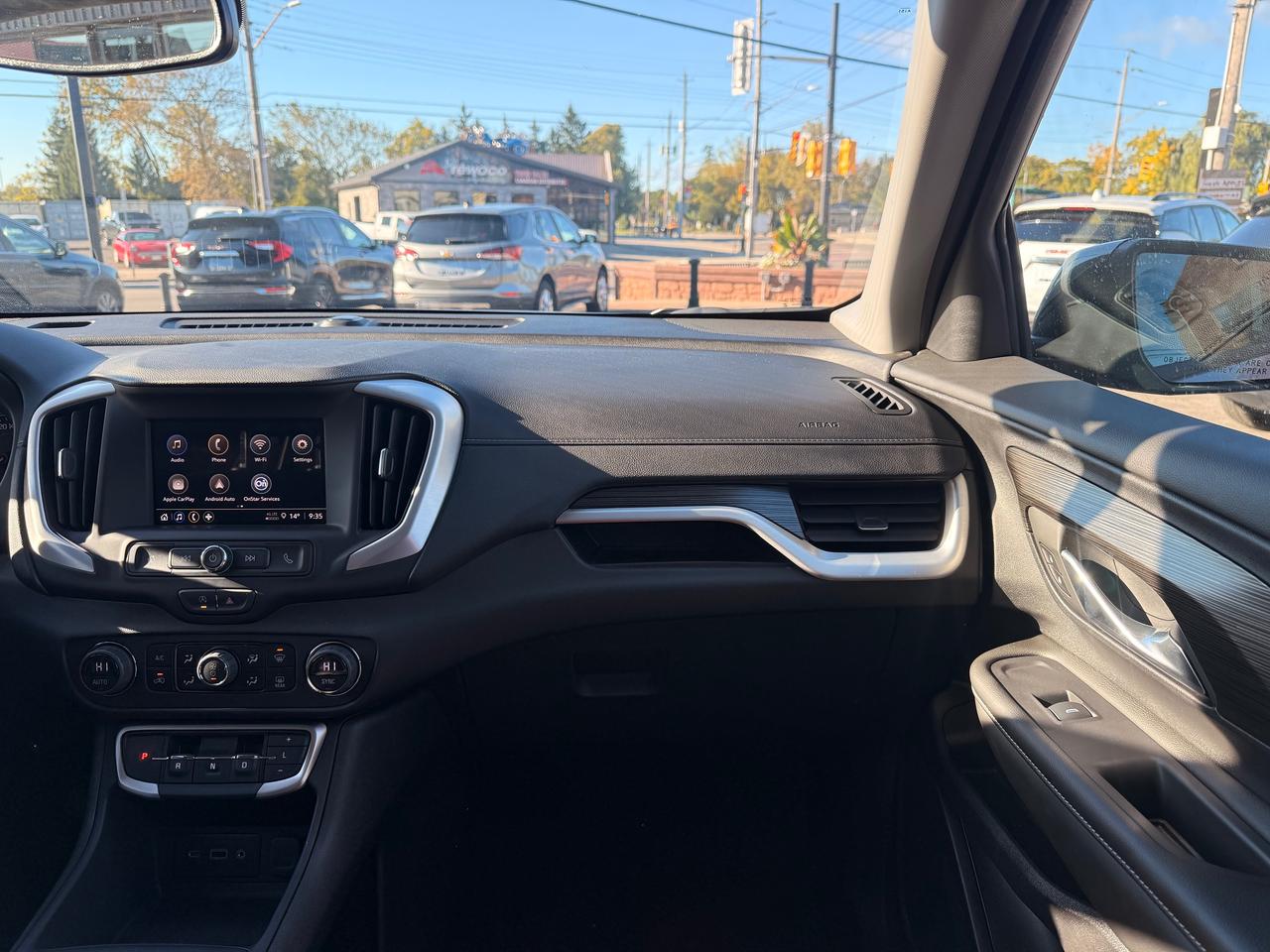2024 GMC Terrain SLE Photo