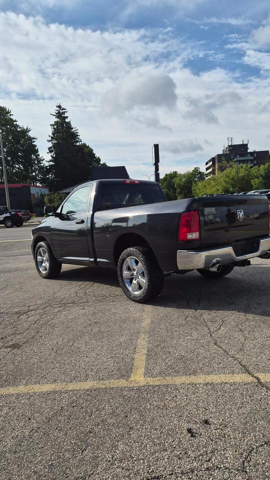 2016 RAM 1500 Express Photo