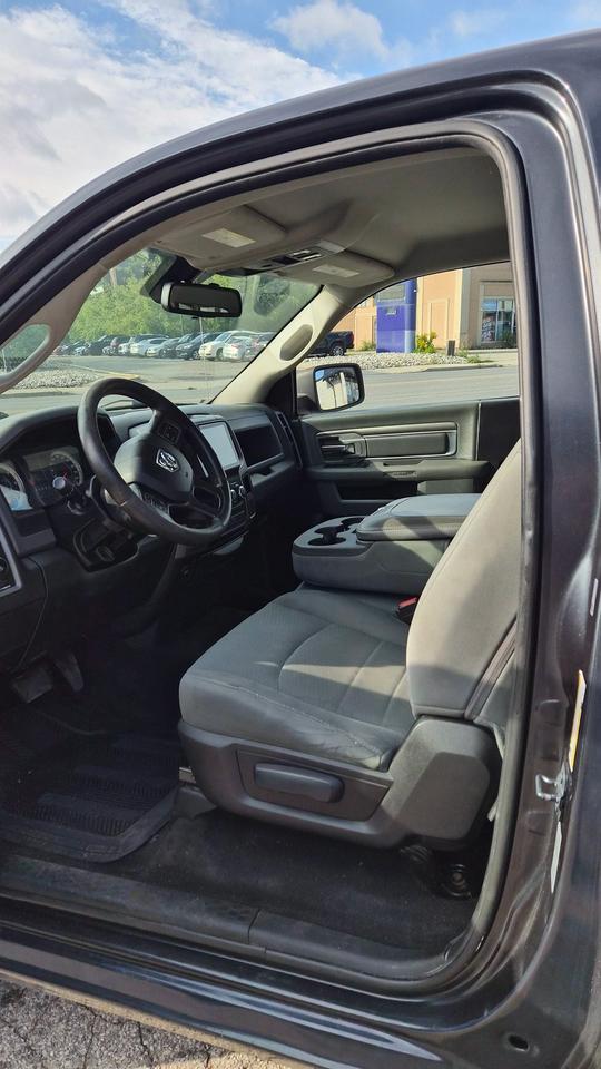 2016 RAM 1500 Express Photo