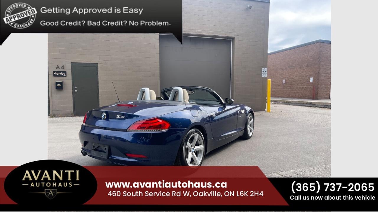 2011 BMW Z4 sDrive30i Photo