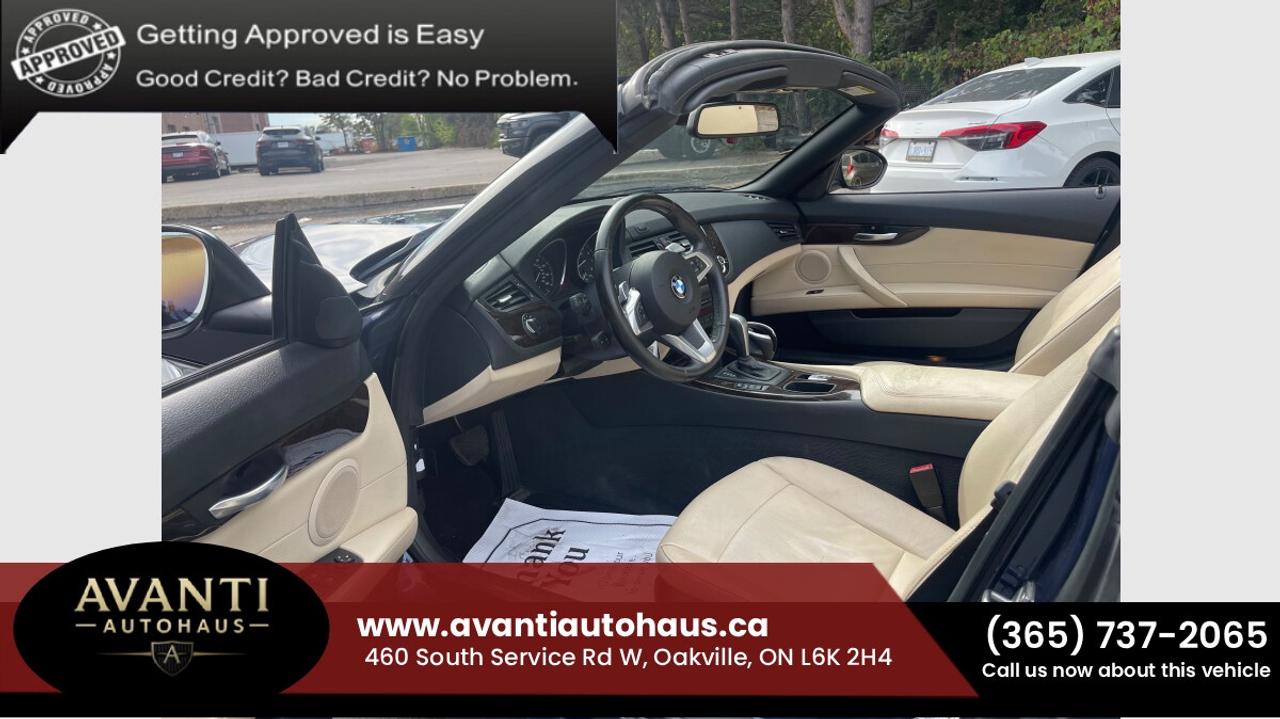 2011 BMW Z4 sDrive30i Photo
