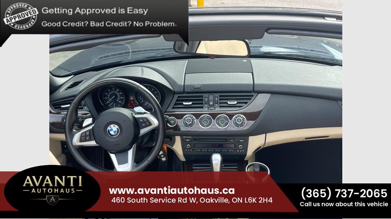 2011 BMW Z4 sDrive30i Photo