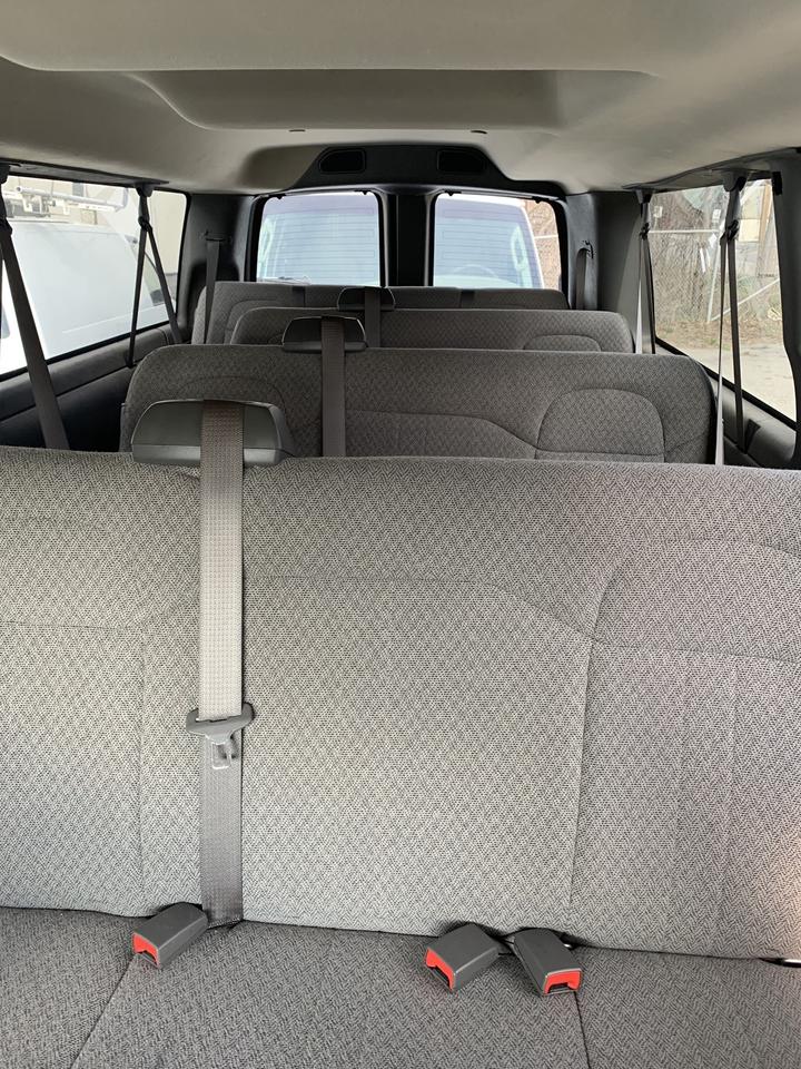 2017 Chevrolet Express LT Photo