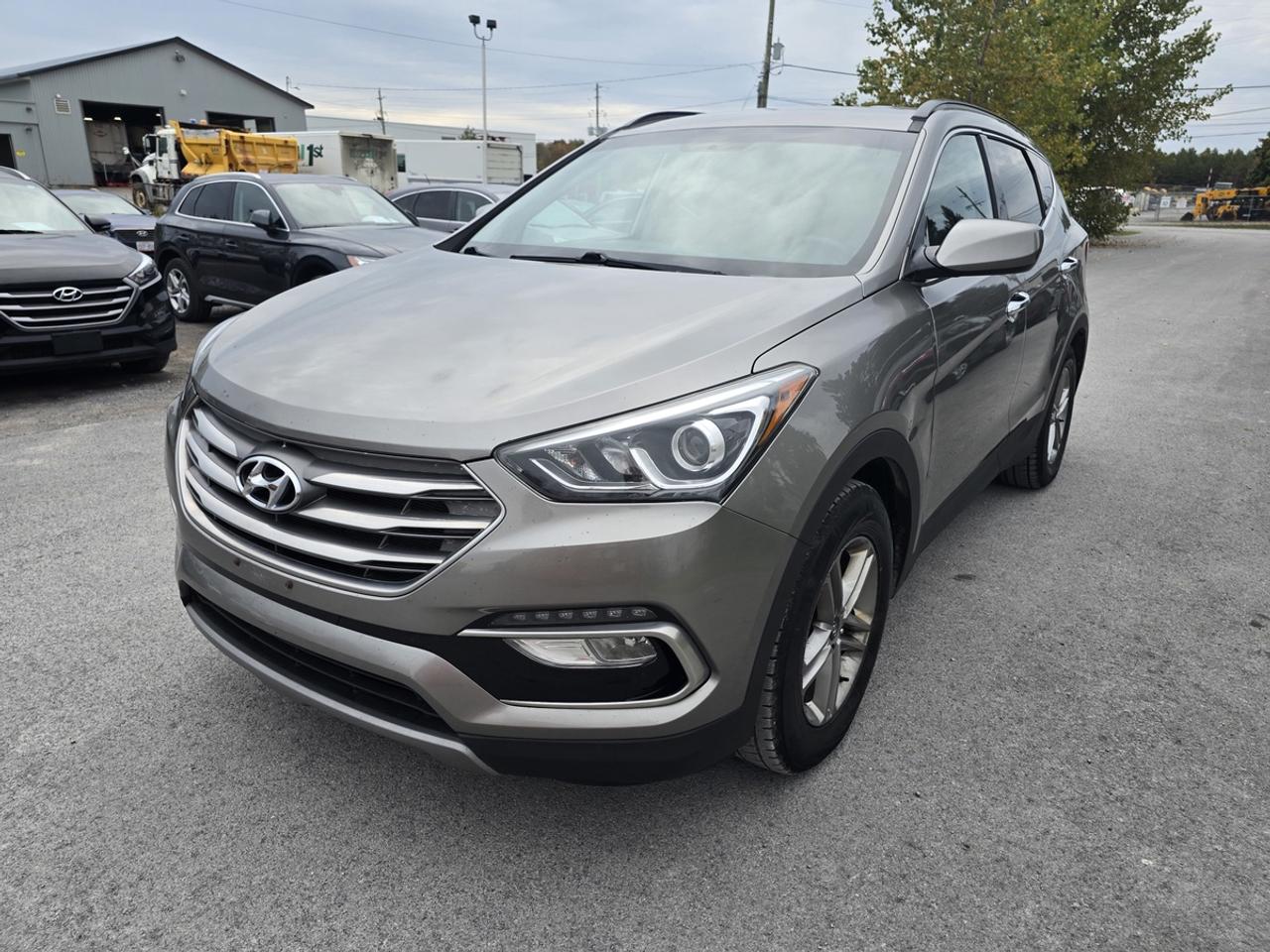 2017 Hyundai Santa Fe Sport Premium Photo0