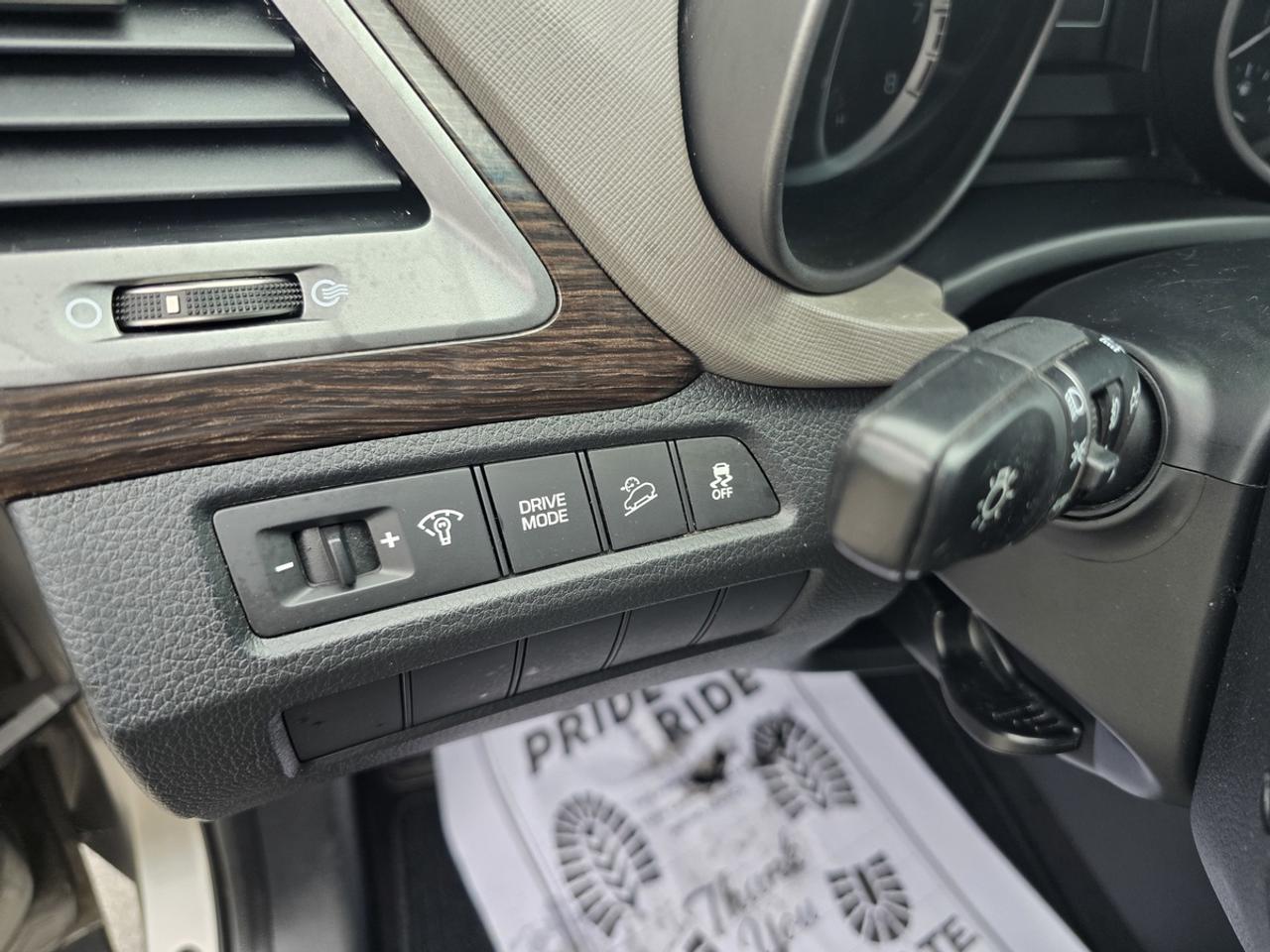 2017 Hyundai Santa Fe Sport Premium Photo