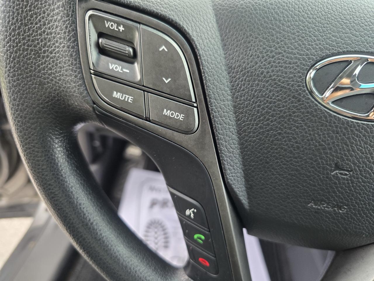 2017 Hyundai Santa Fe Sport Premium Photo