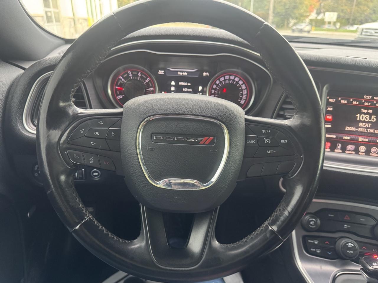 2016 Dodge Challenger SXT Photo