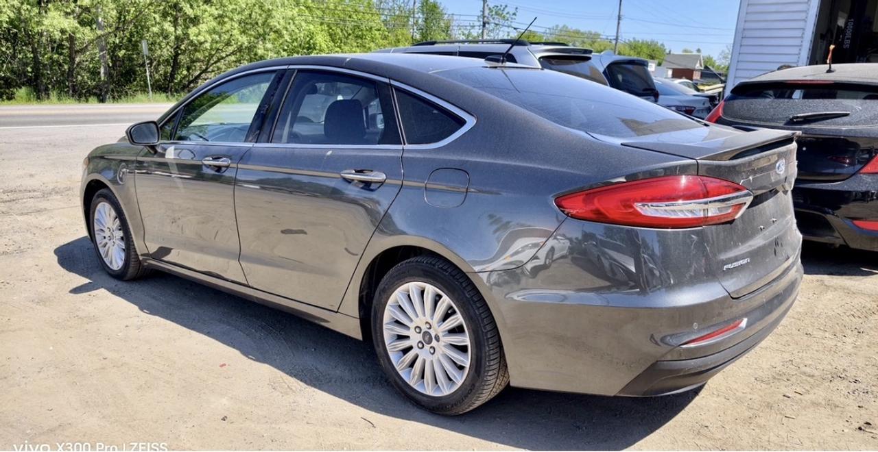 2020 Ford Fusion Titanium Energi Photo