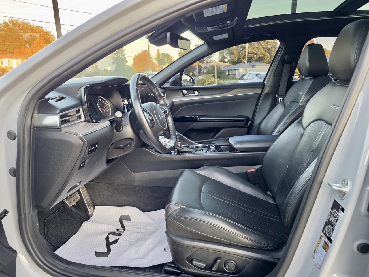 2022 Kia K5 GT-Line Photo