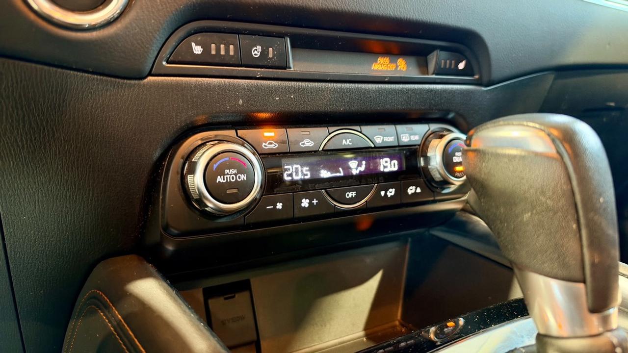 2017 Mazda CX-5 GT Photo