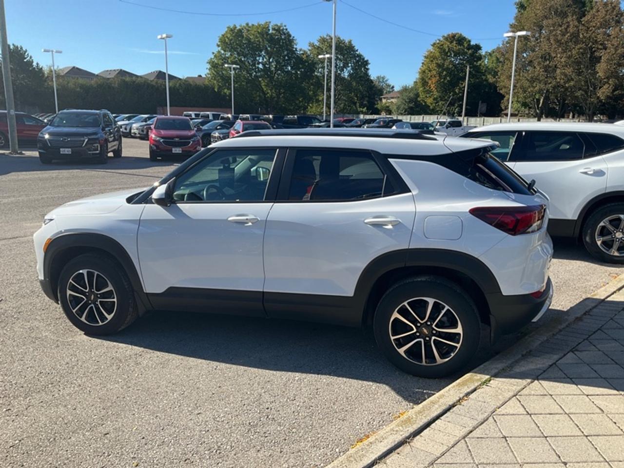 2024 Chevrolet TrailBlazer LT AWD Photo