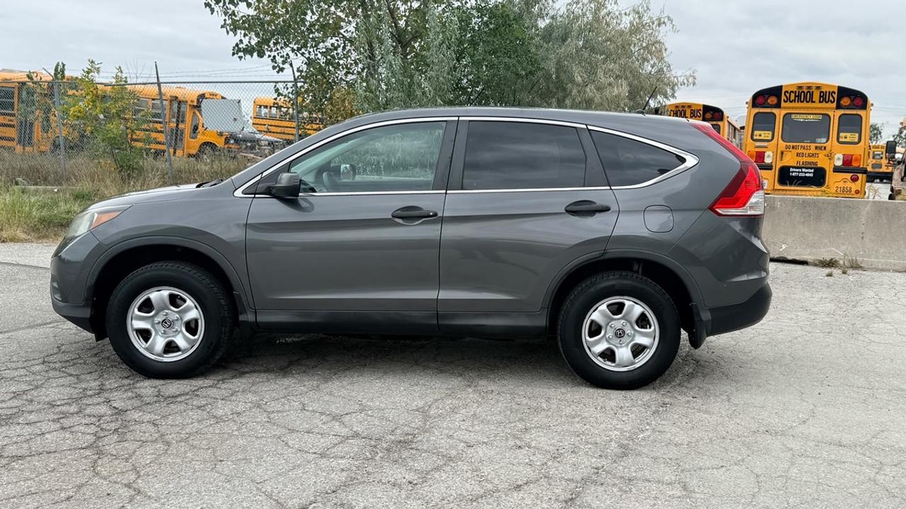 2013 Honda CR-V LX Photo2