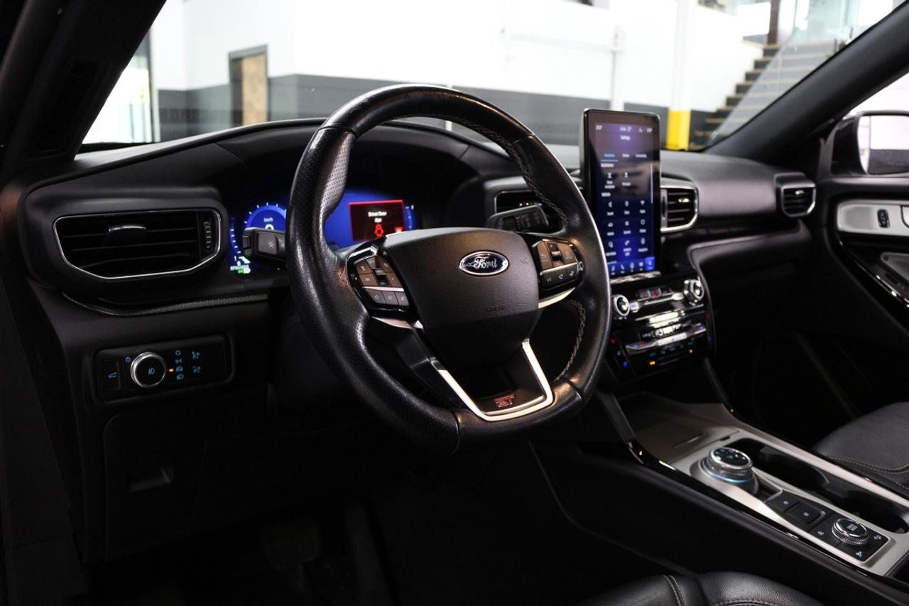 2022 Ford Explorer AWD ST - CLEAN CARFAX ACCIDENT FREE Photo