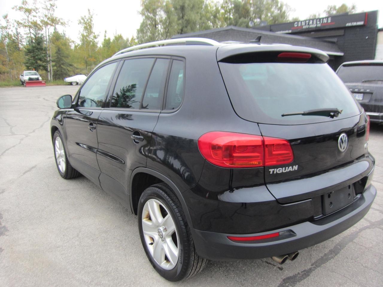 2012 Volkswagen Tiguan SE Photo