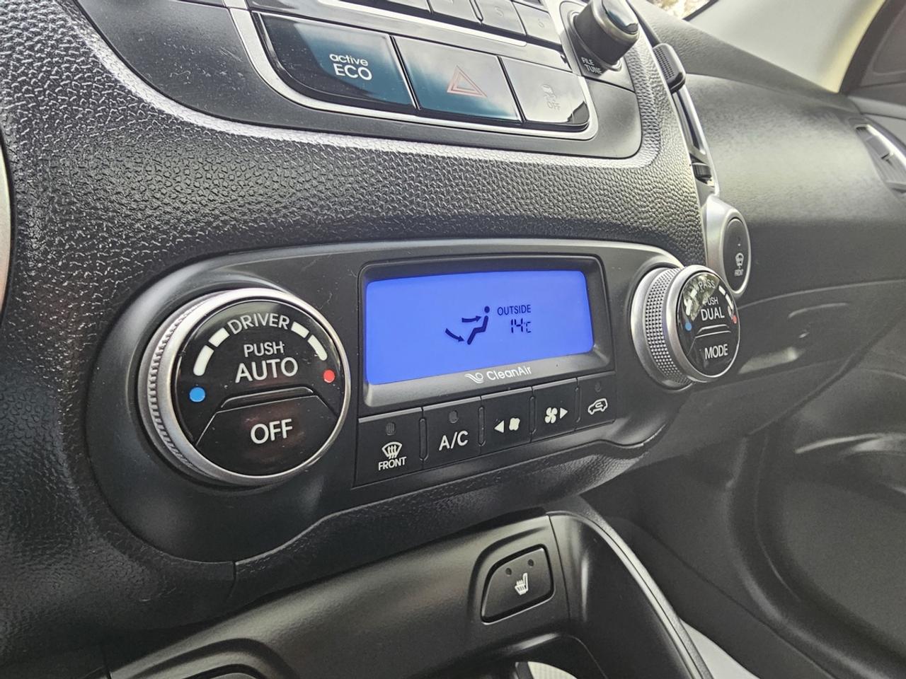 2013 Hyundai Tucson LIMITED AWD | 1 OWNER | ACCIDENT FREE | CERTIFIED Photo