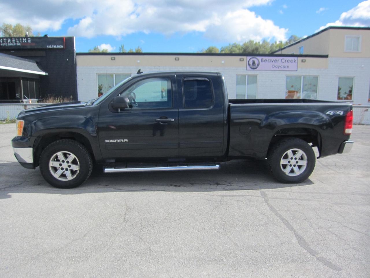2010 GMC Sierra 1500 SLE Photo1