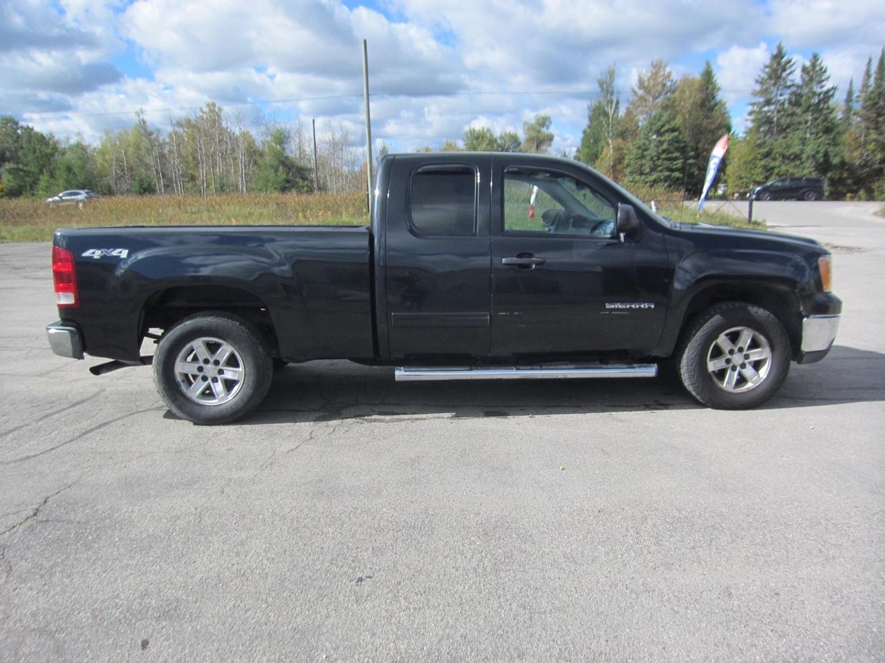 2010 GMC Sierra 1500 SLE Photo