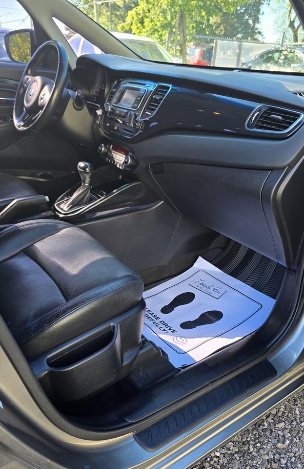 2014 Kia Rondo EX Photo