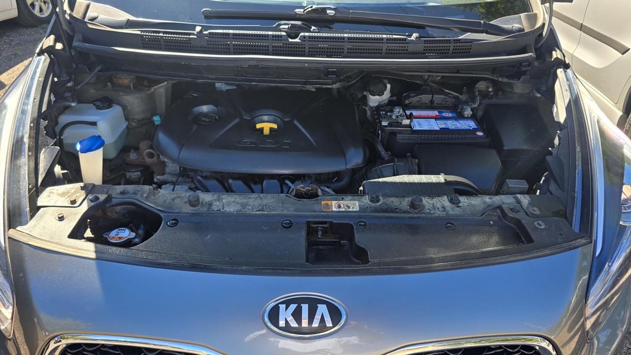 2014 Kia Rondo EX Photo