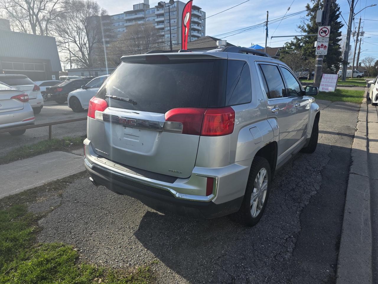 2017 GMC Terrain SLE-2 Photo3