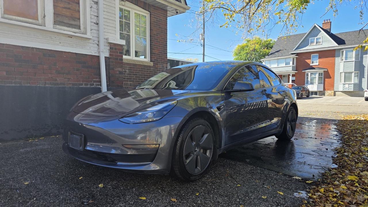 2022 Tesla Model 3 STANDARD RANGE PLUS Photo