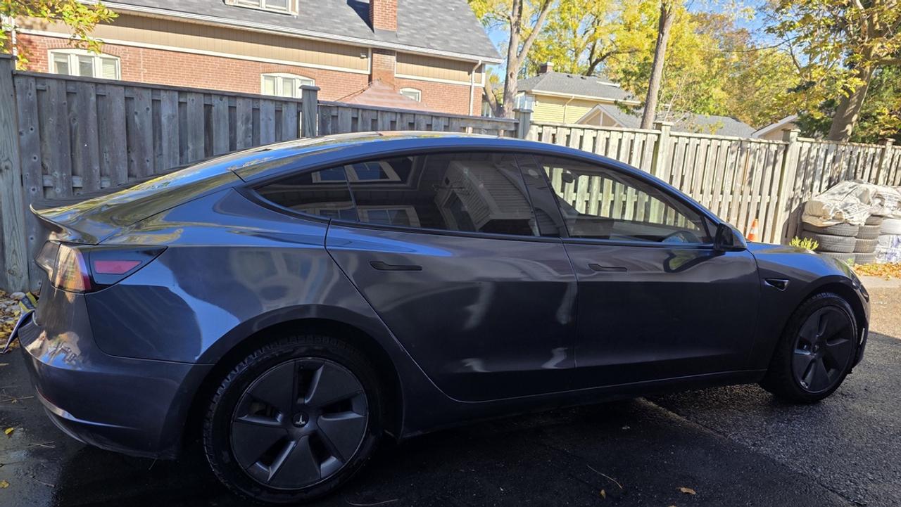 2022 Tesla Model 3 STANDARD RANGE PLUS Photo