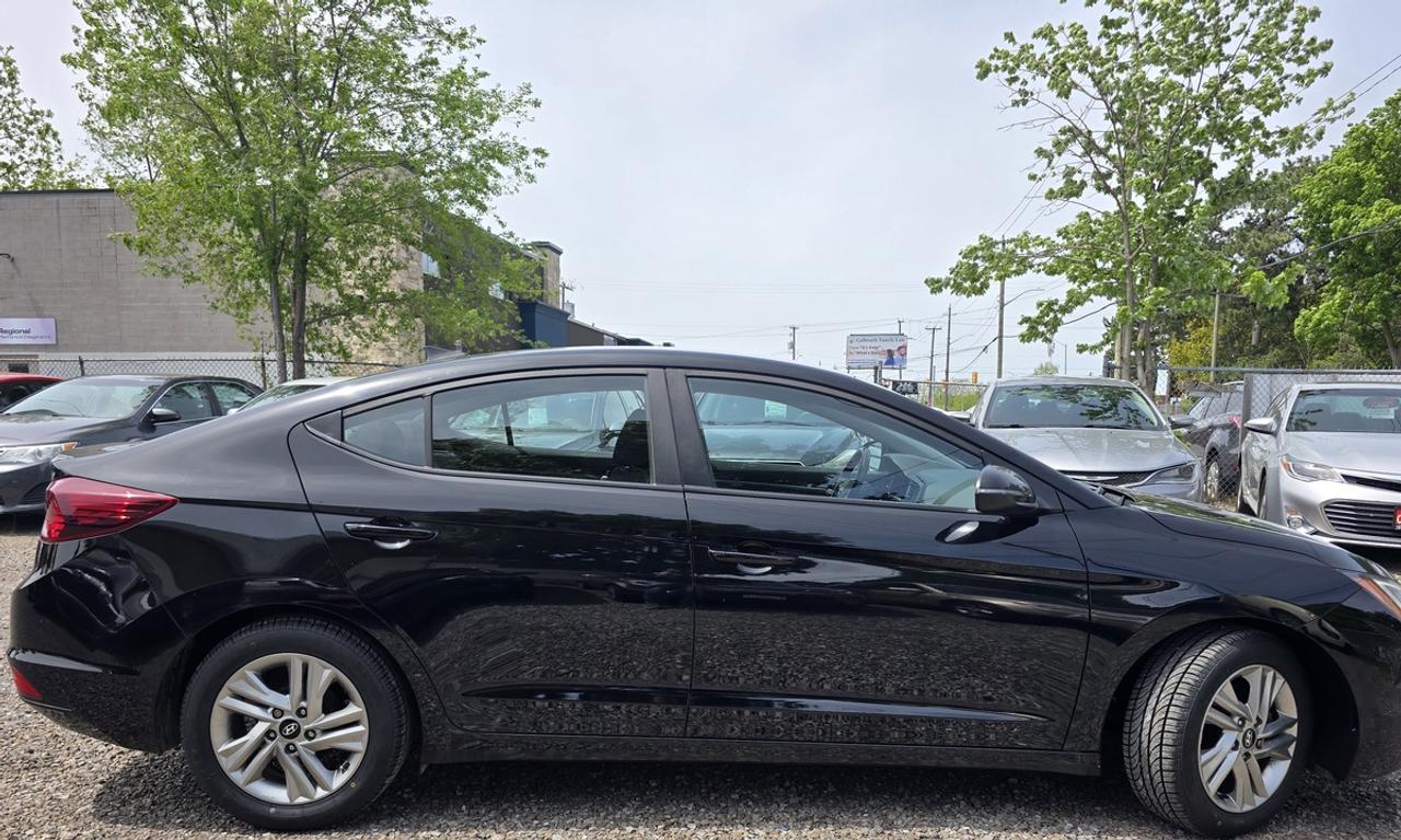 2020 Hyundai Elantra Preferred Photo