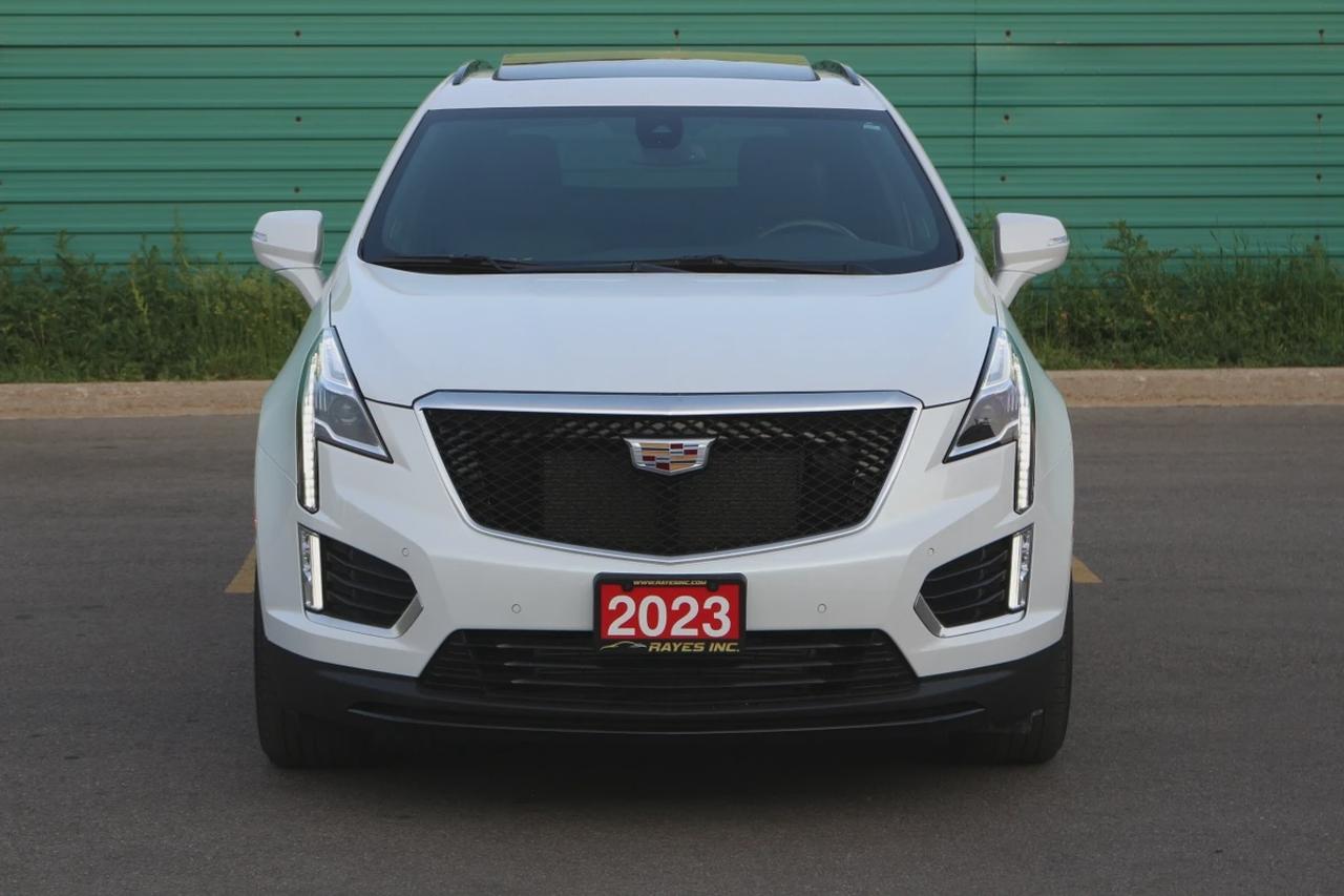 2023 Cadillac XT5 Sport Photo2