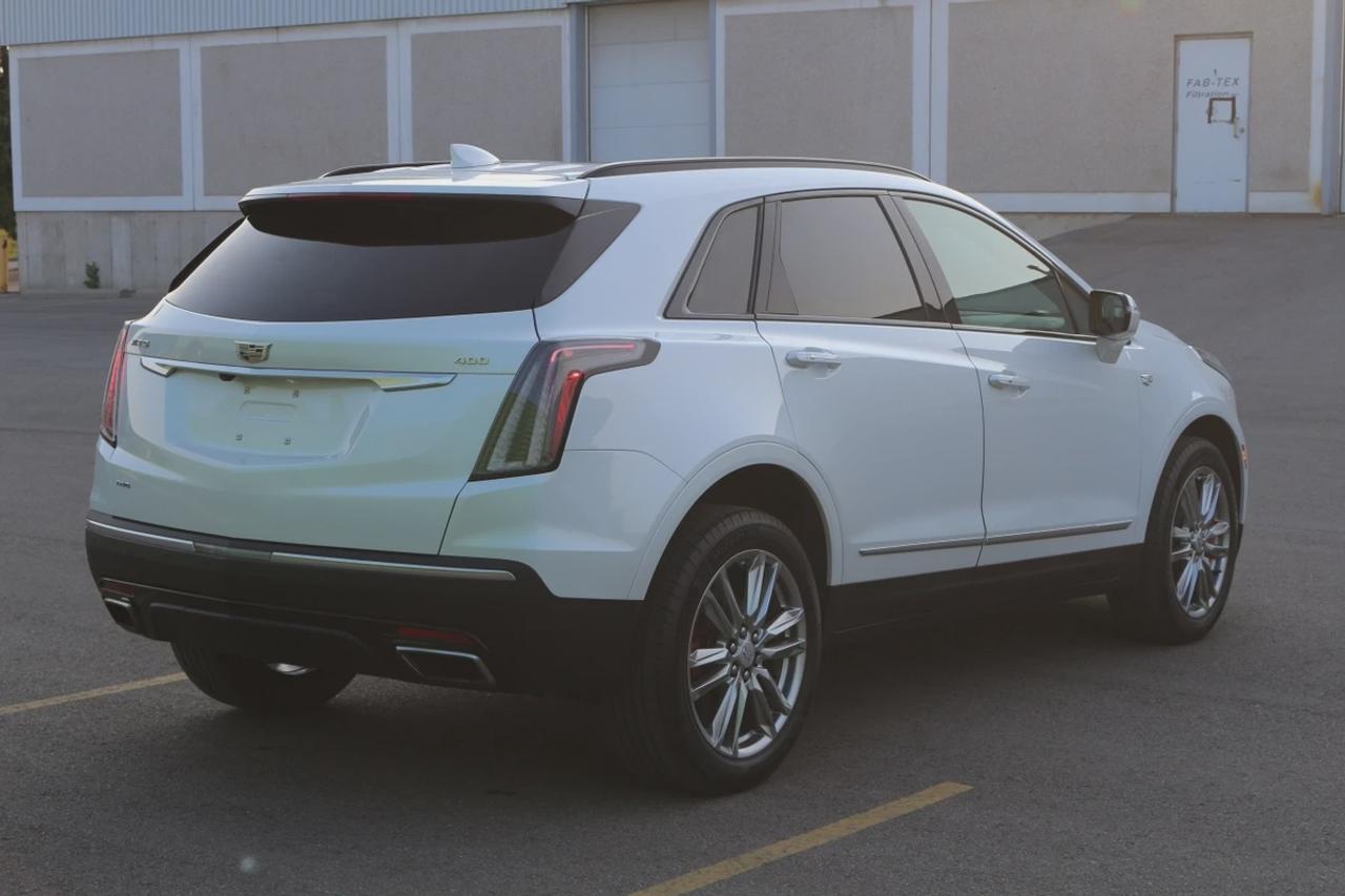 2023 Cadillac XT5 Sport Photo