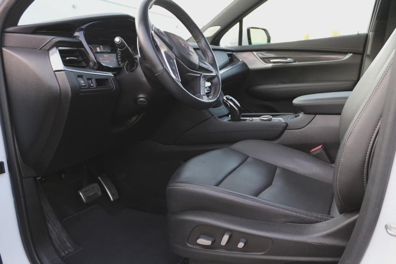 2023 Cadillac XT5 Sport Photo