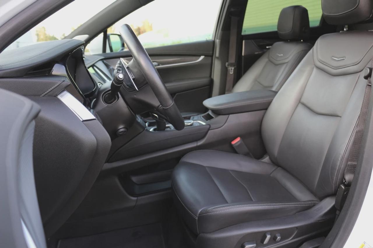 2023 Cadillac XT5 Sport Photo