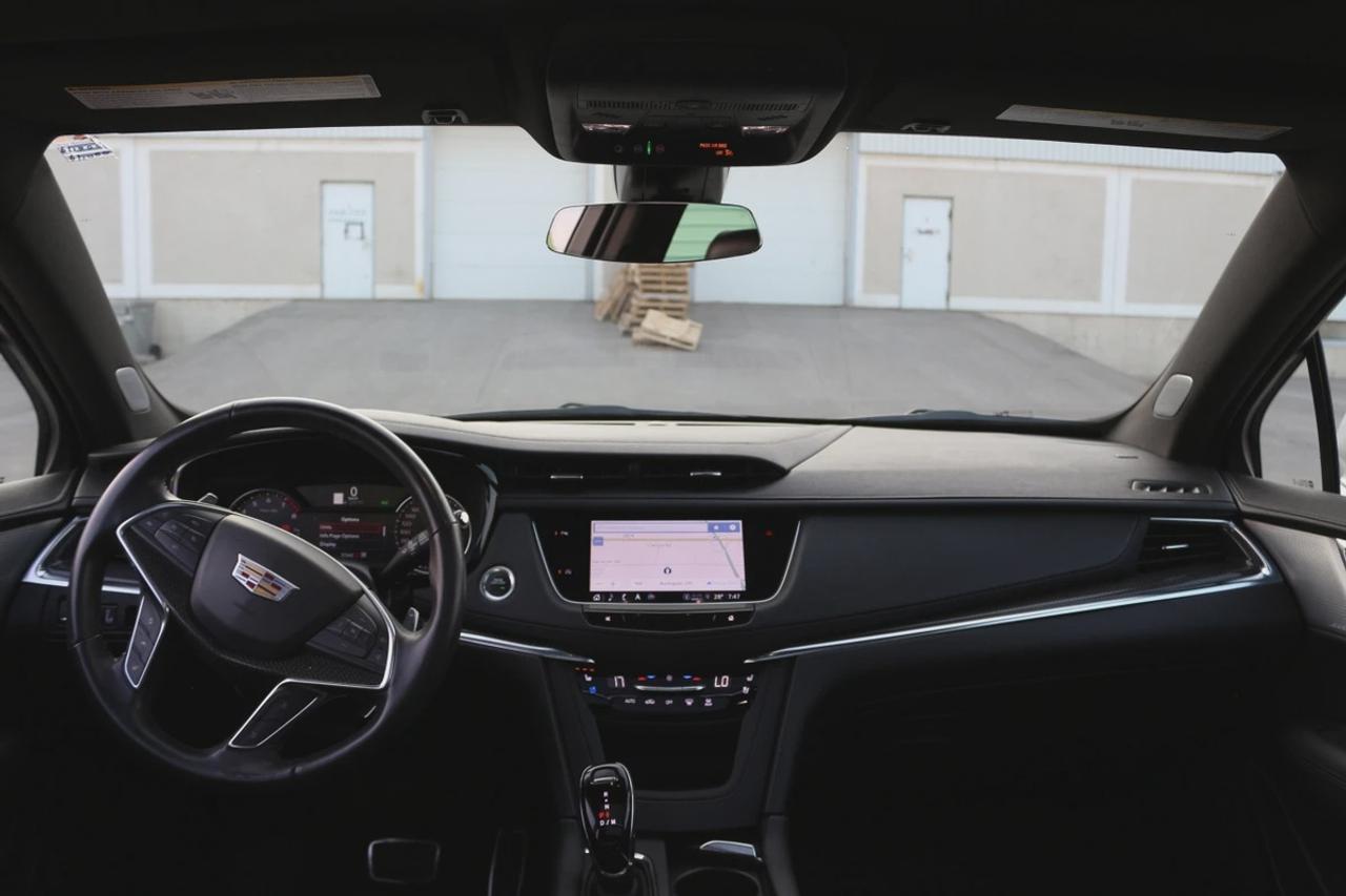 2023 Cadillac XT5 Sport Photo