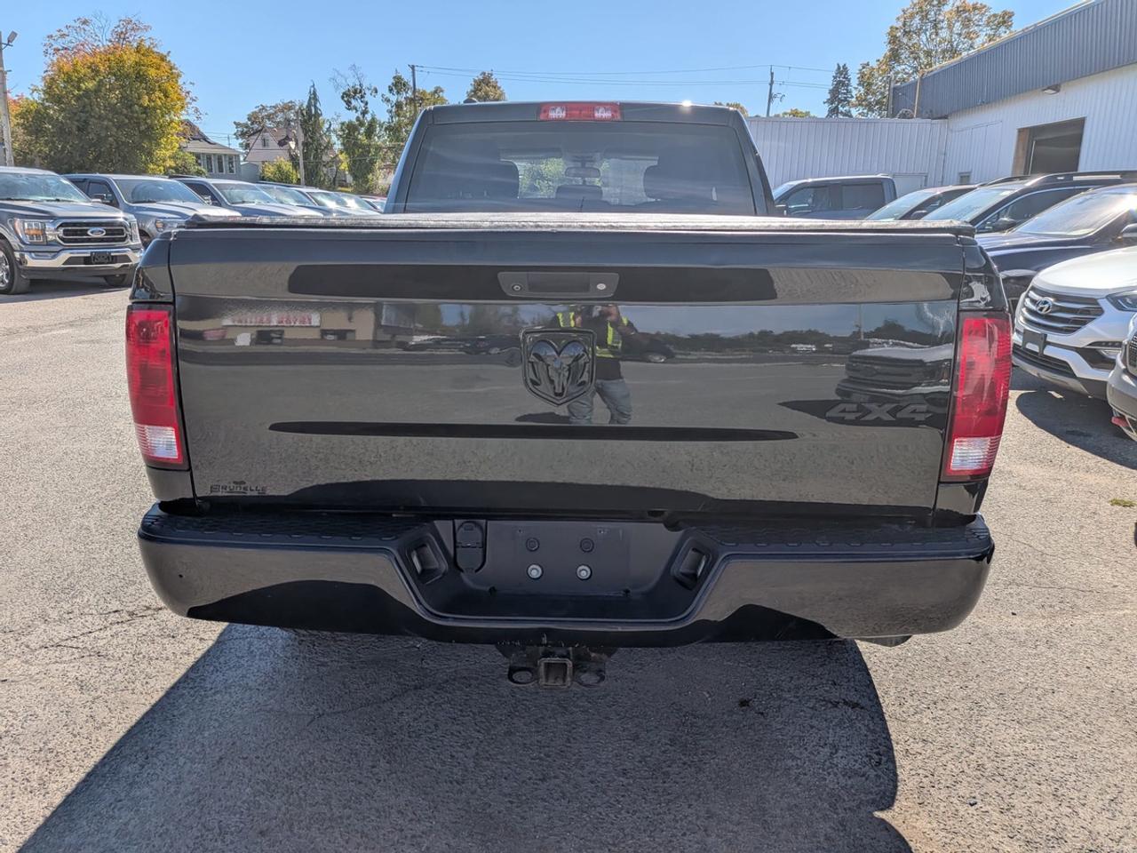 2018 RAM 1500 Express Photo