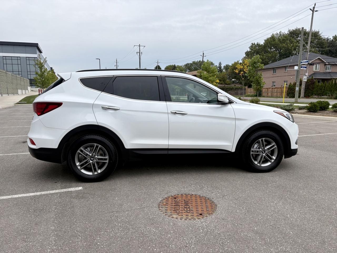 2017 Hyundai Santa Fe Sport Luxury Photo