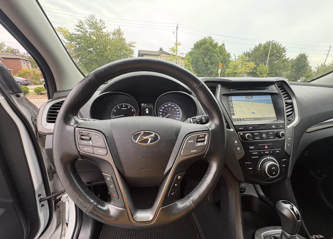 2017 Hyundai Santa Fe Sport Luxury Photo
