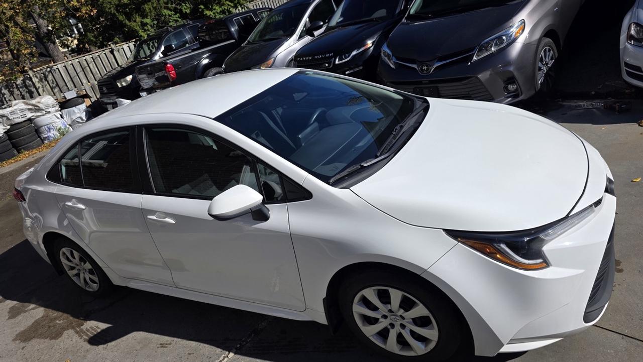 2023 Toyota Corolla LE Photo