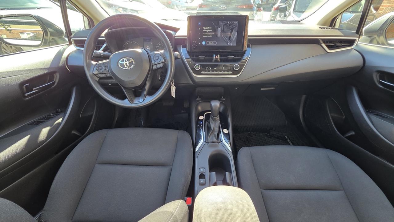 2023 Toyota Corolla LE Photo