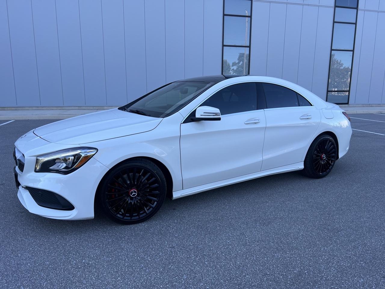 2017 Mercedes-Benz CLA 250 Photo1