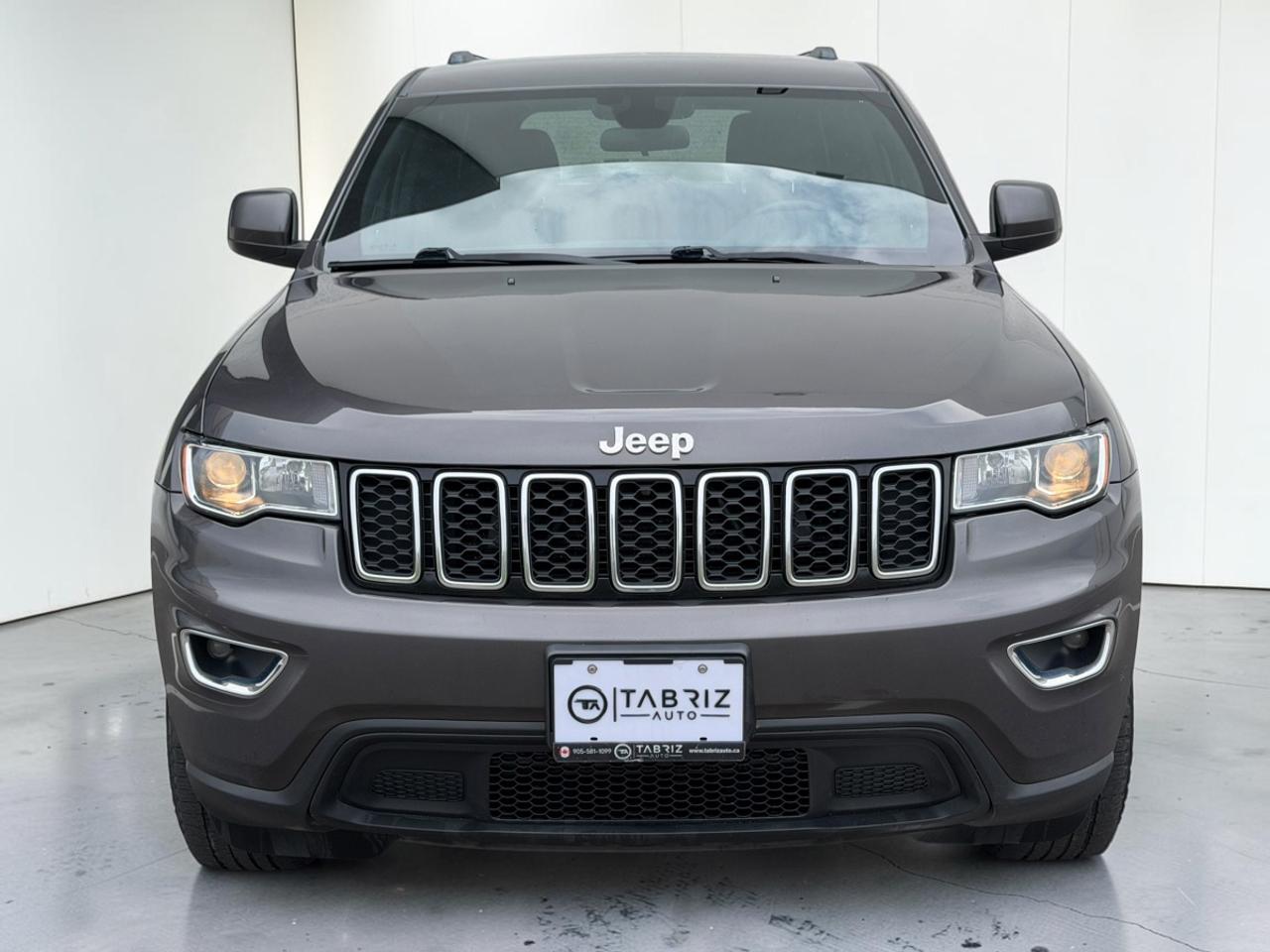 2019 Jeep Grand Cherokee 4X4 LAREDO/Blind Spot Detect/Back up Camera! Photo