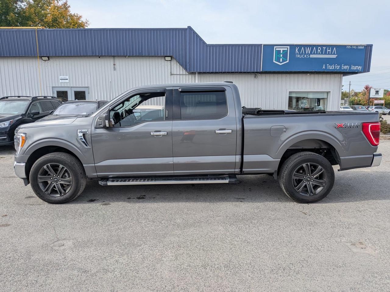 2023 Ford F-150 XLT Photo