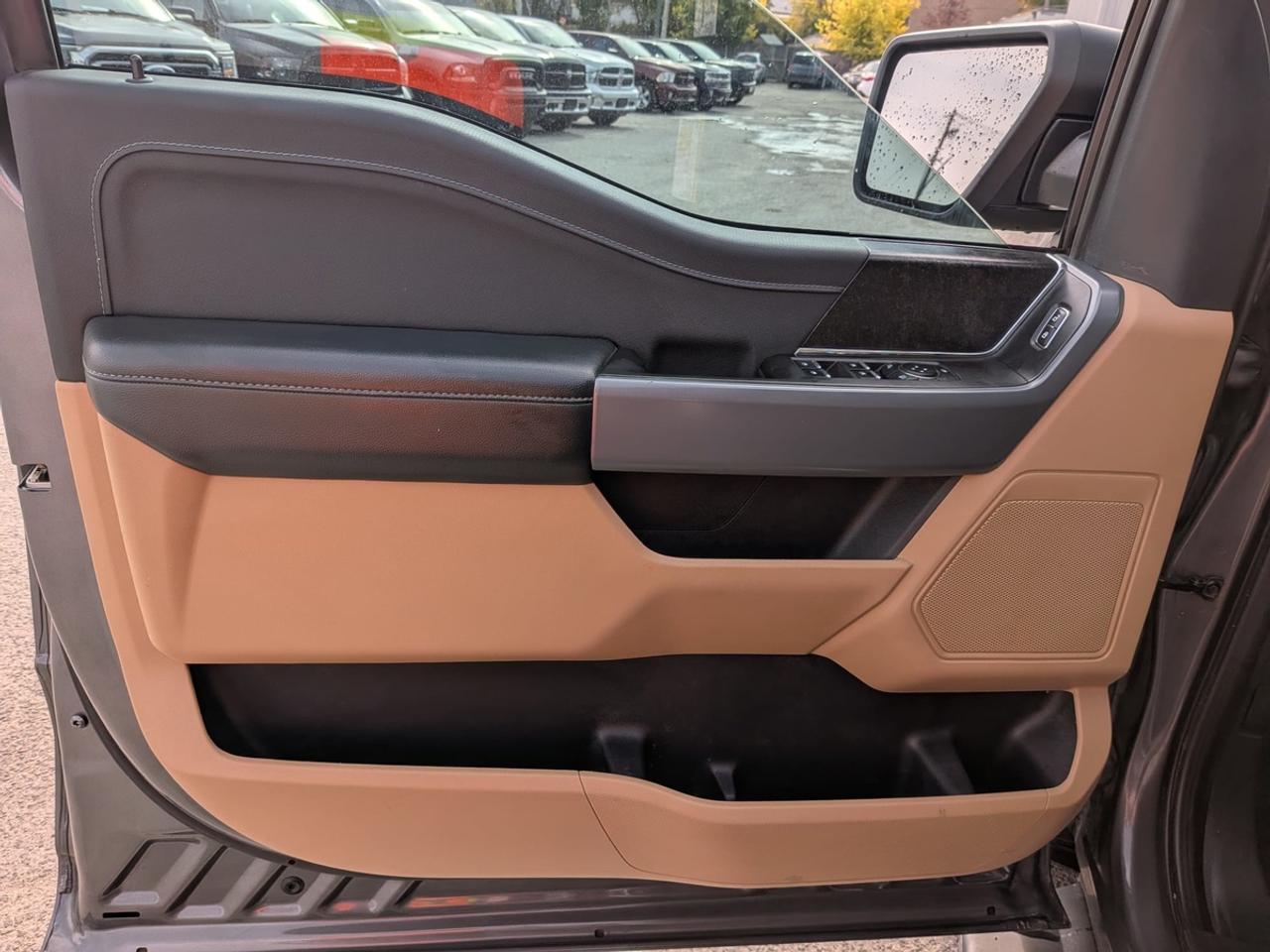 2023 Ford F-150 XLT Photo