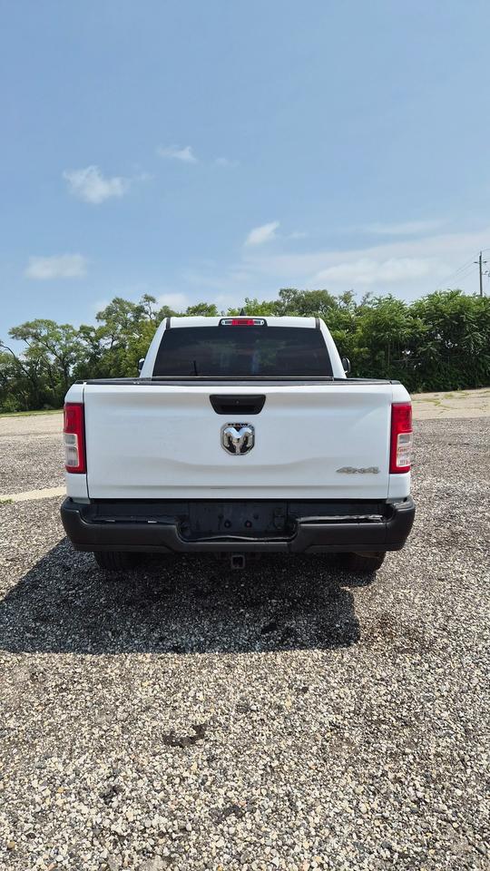 2019 RAM 1500 TRADESMAN Photo3