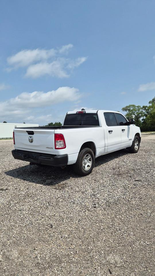 2019 RAM 1500 TRADESMAN Photo4