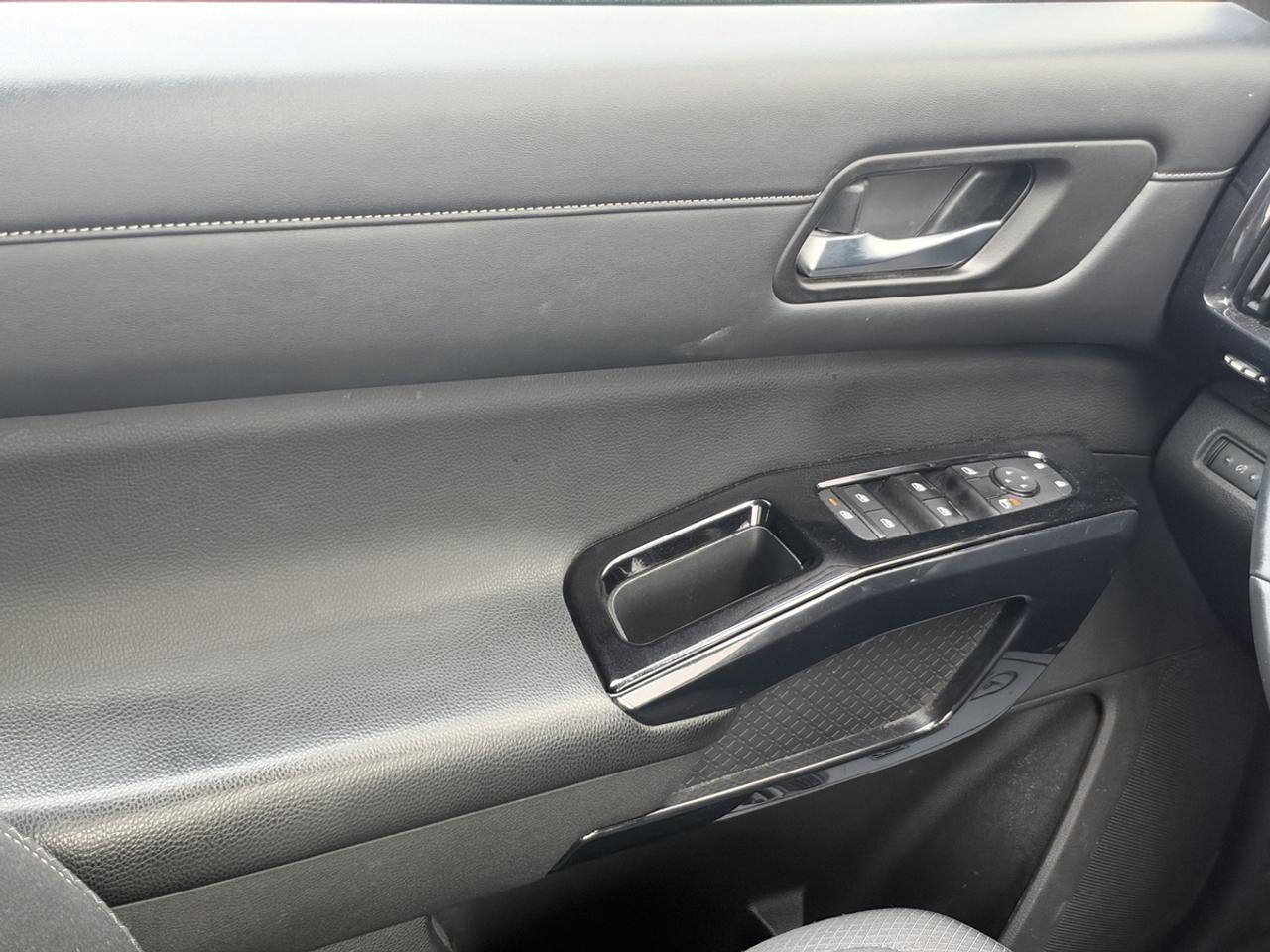 2022 Nissan Pathfinder S/AWD/ACC/BSM/CarPlay Photo