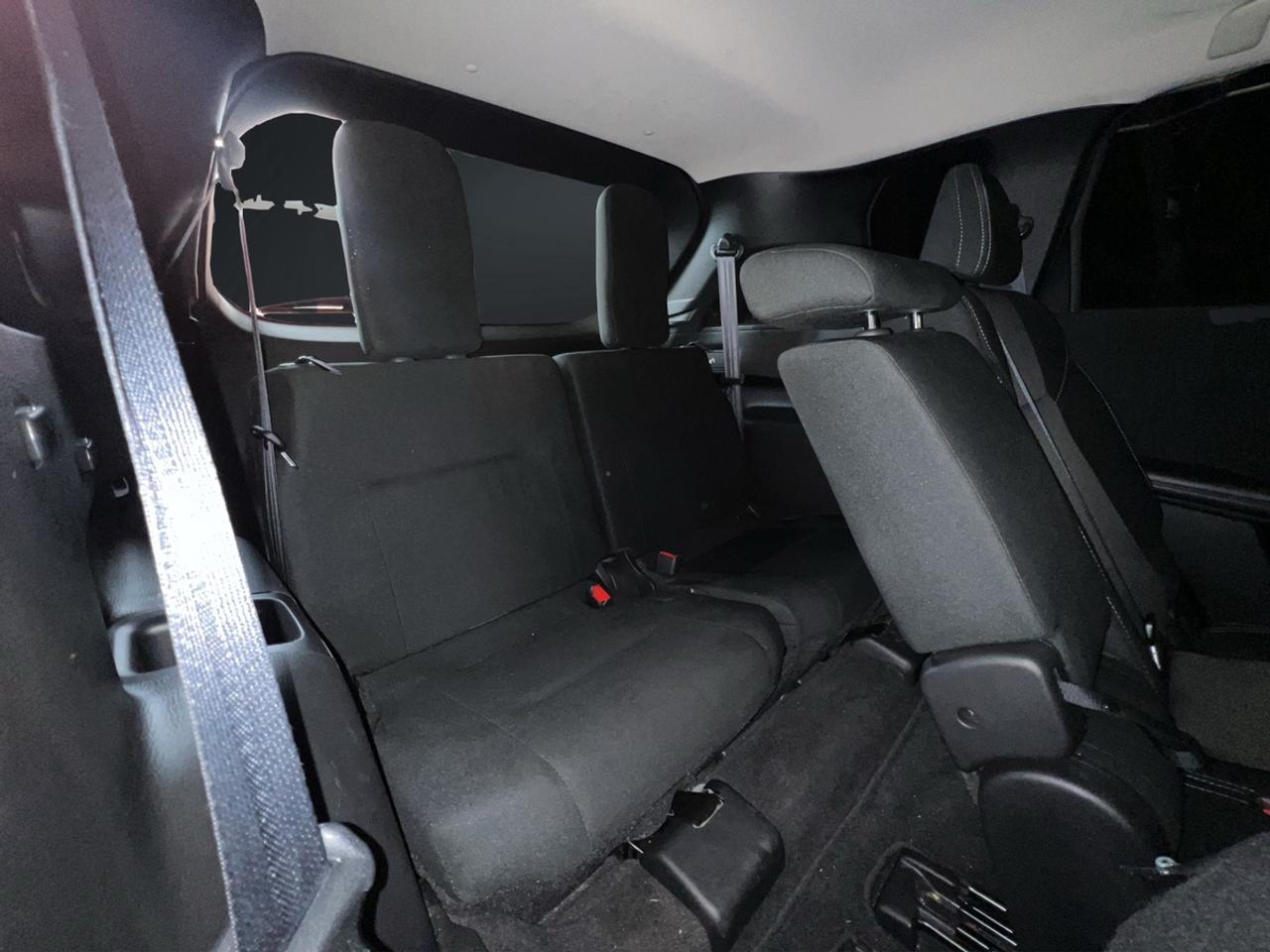 2024 Mitsubishi Outlander SE Photo