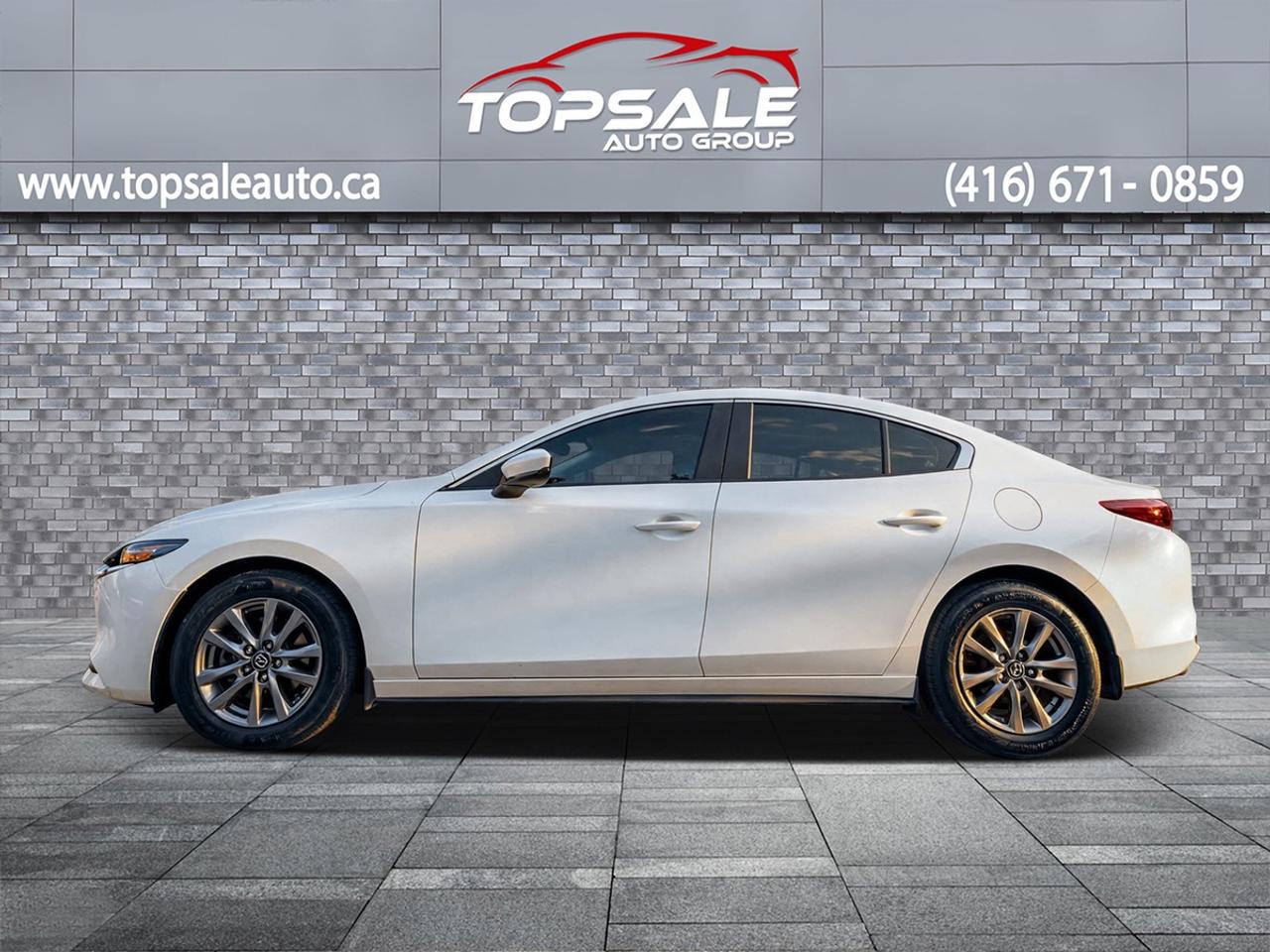 2022 Mazda MAZDA3 GS Photo1