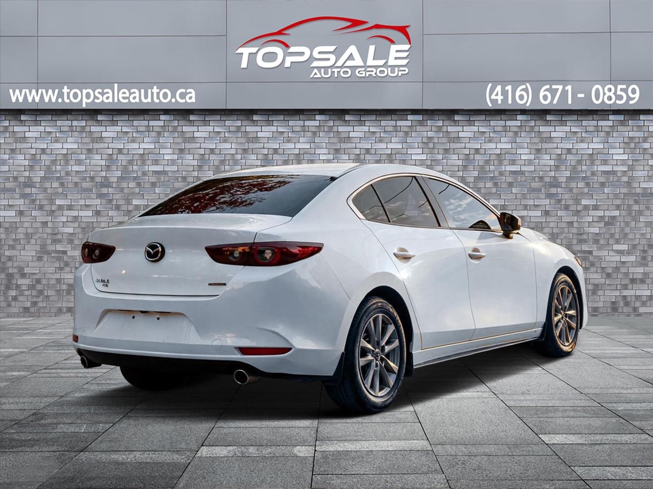 2022 Mazda MAZDA3 GS Photo4