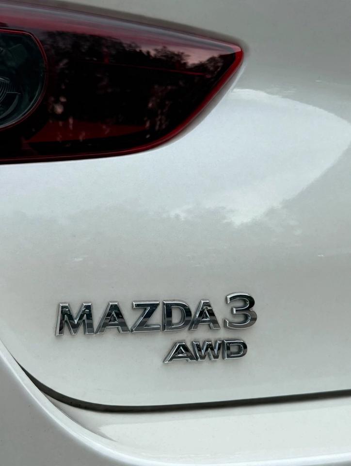 2022 Mazda MAZDA3 GS Photo