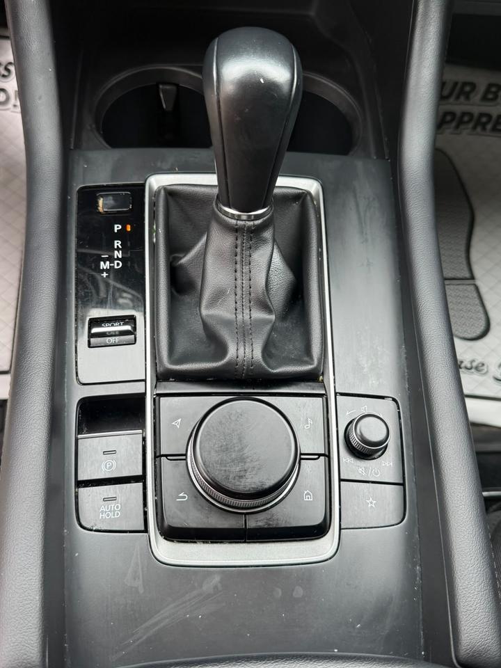2022 Mazda MAZDA3 GS Photo