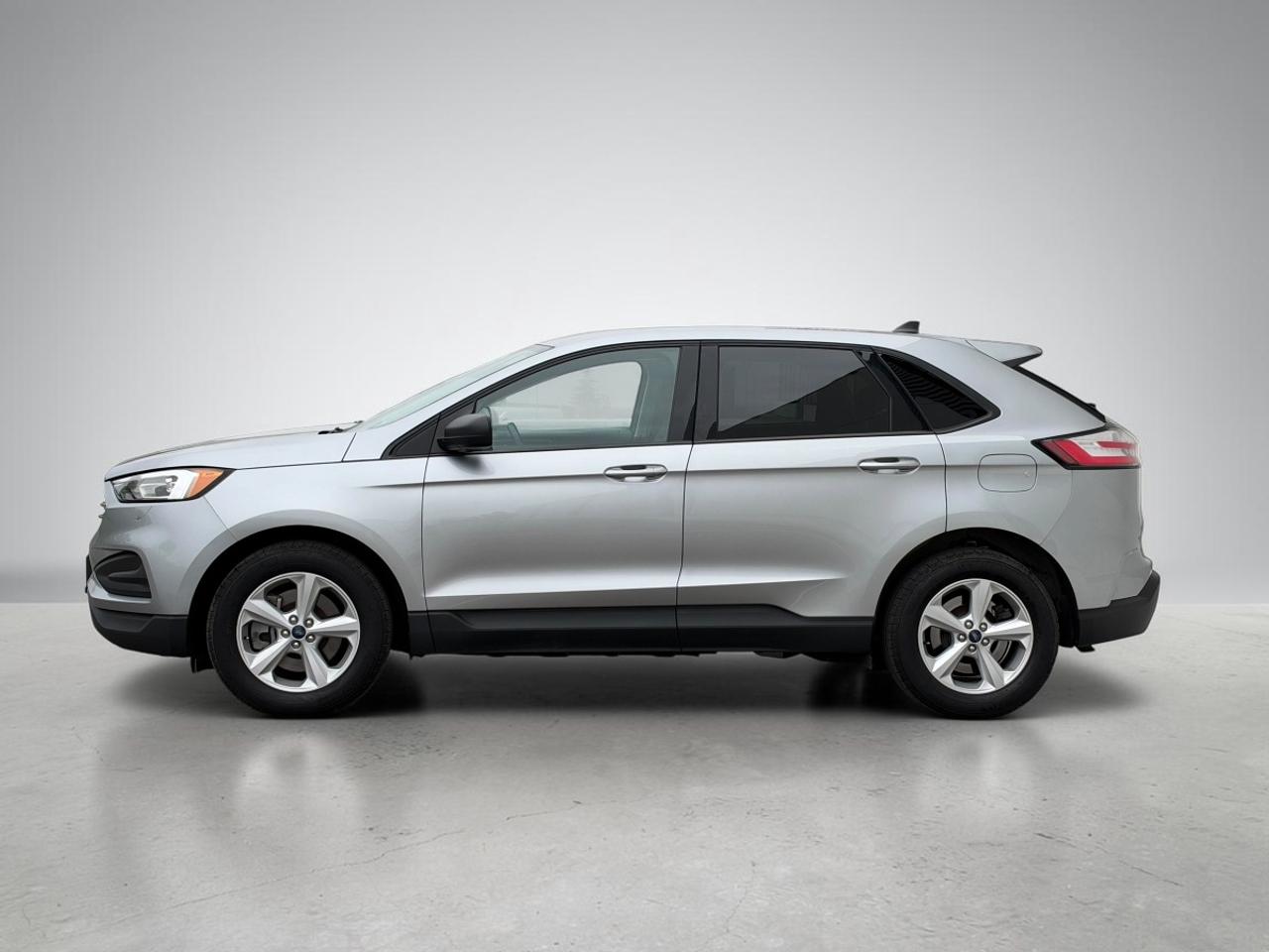 2021 Ford Edge SE/AWD/BSM/CarPlay/Lane Assist Photo